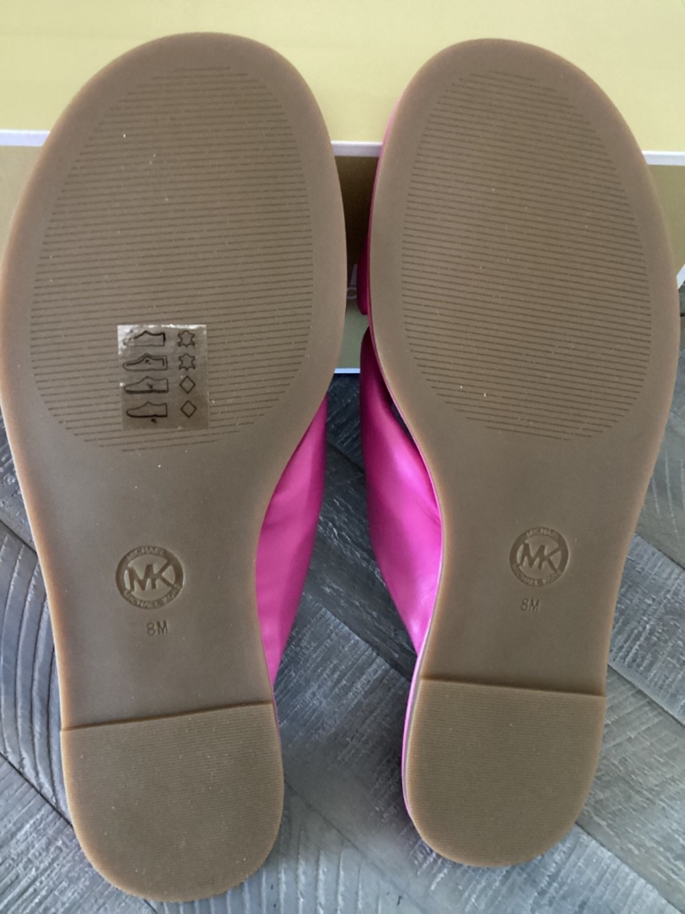 Michael Kors MMK Elena Knotted Slide Sandals, size 8 - Picture 2 of 12